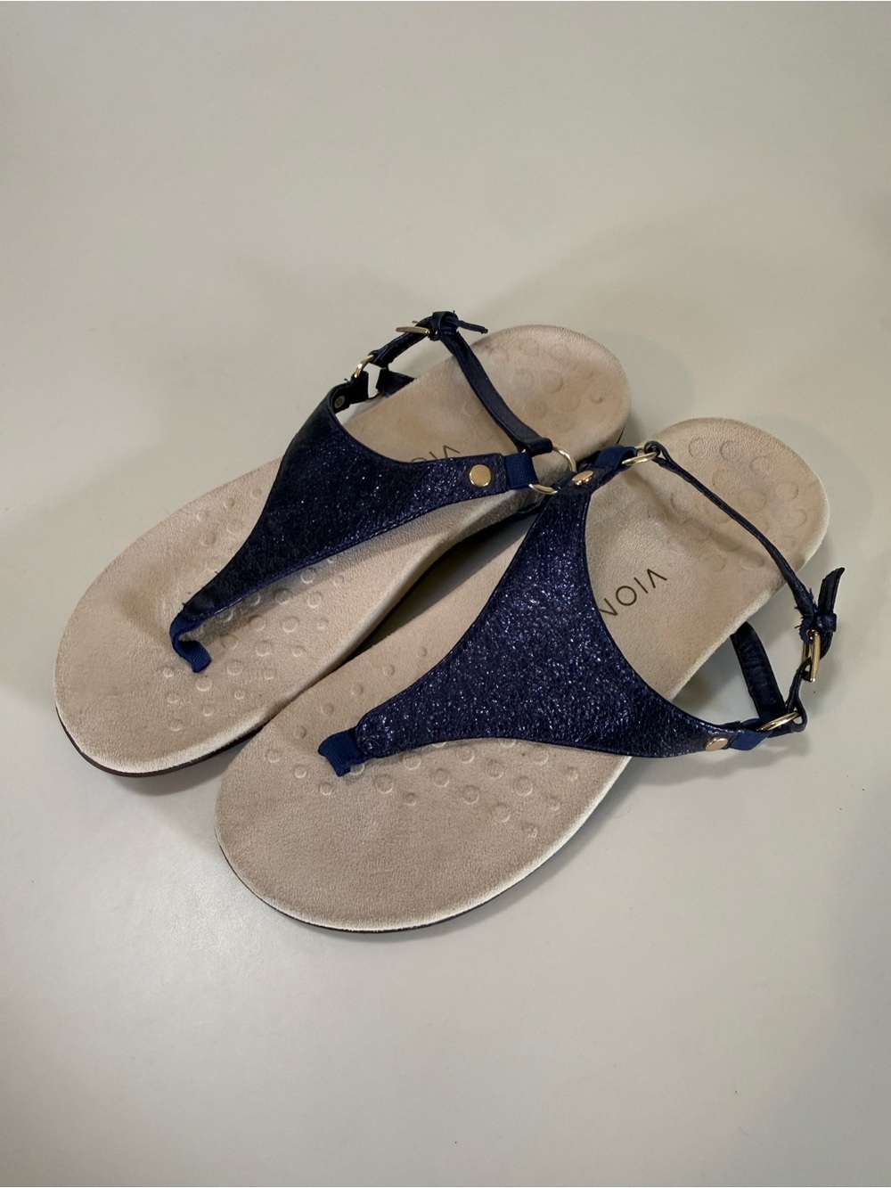 Vionic Kirra Navy Glitter T-Strap Sandals Size 7.5